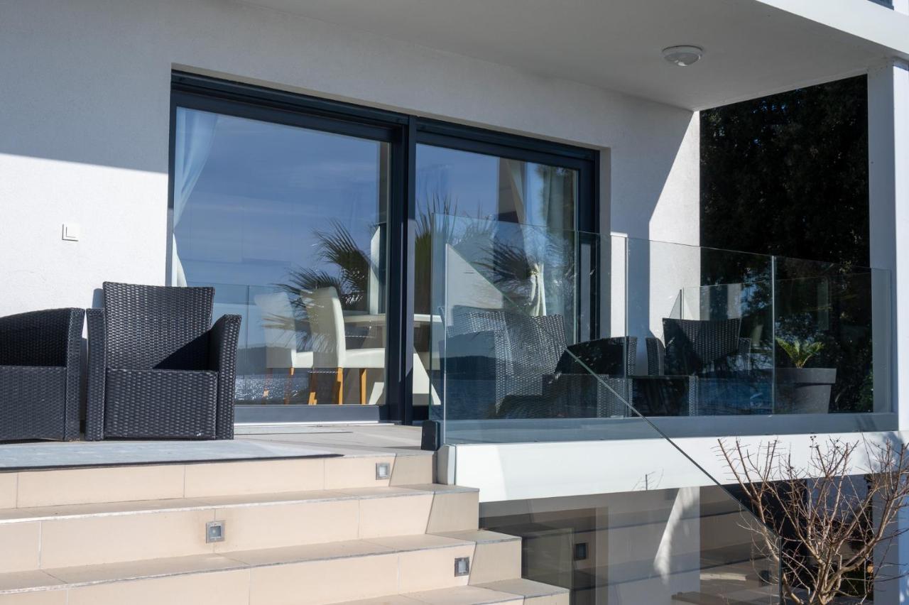 Paradise On The Beach Apartments Bibinje Exterior photo
