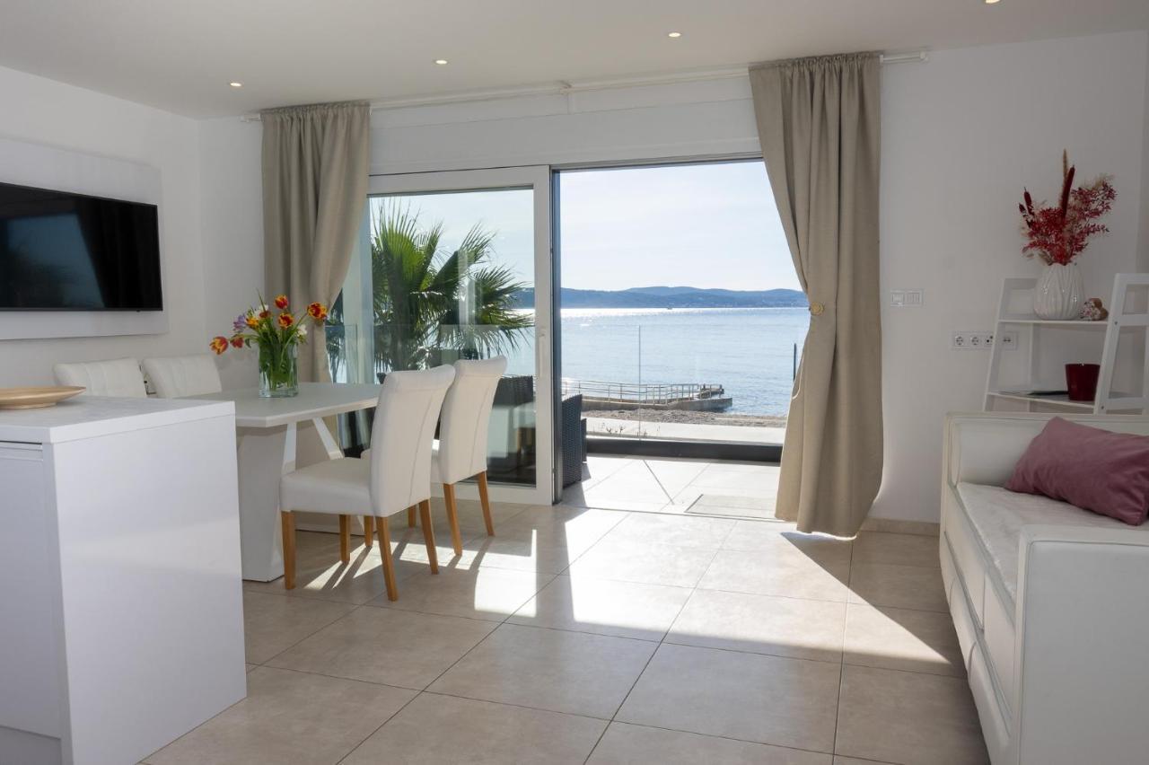 Paradise On The Beach Apartments Bibinje Exterior photo