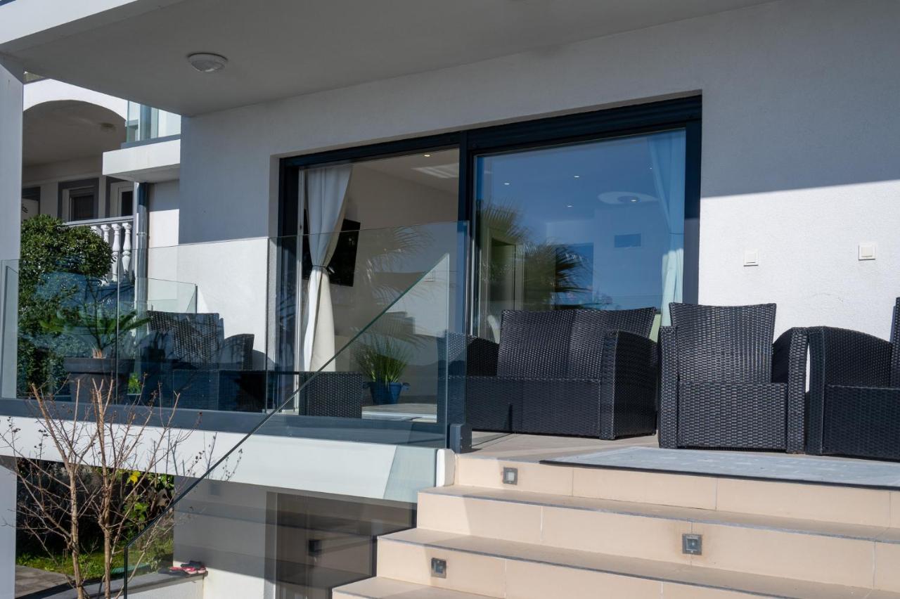 Paradise On The Beach Apartments Bibinje Exterior photo