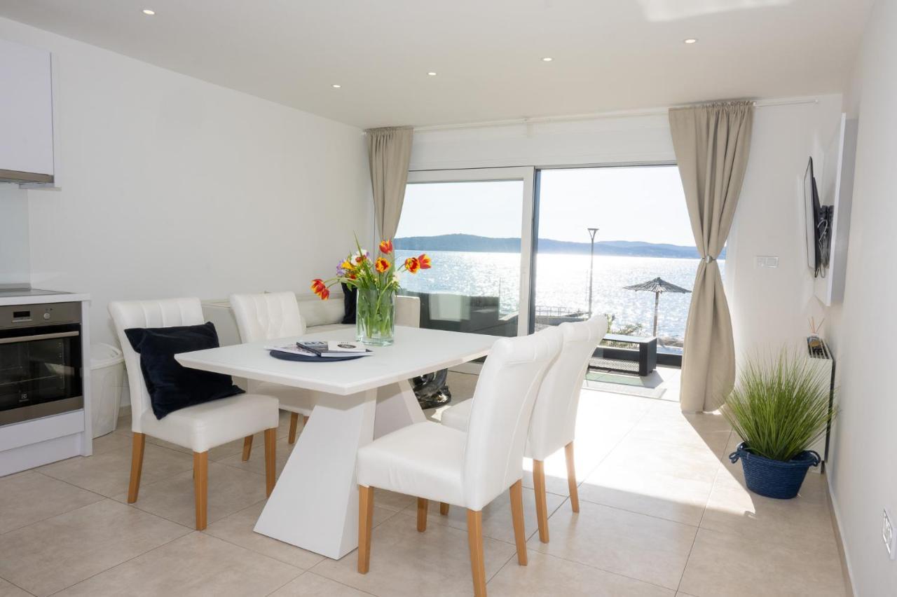 Paradise On The Beach Apartments Bibinje Exterior photo
