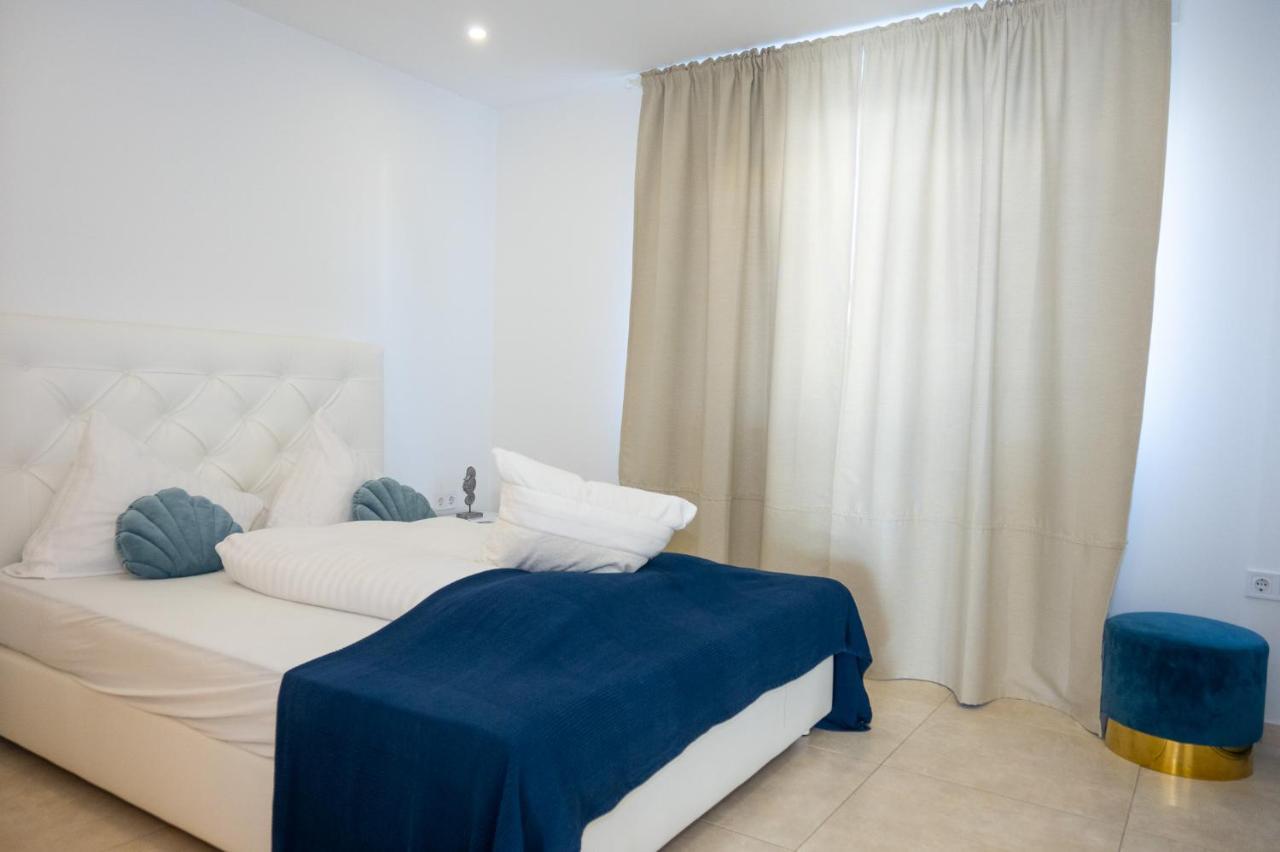 Paradise On The Beach Apartments Bibinje Exterior photo